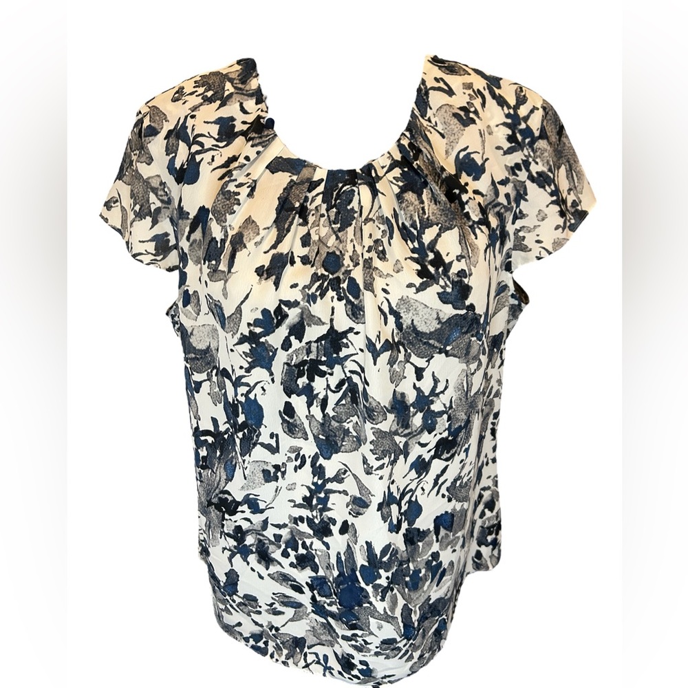 Anne Klein Women’s Short Sleeve Top Size Size XL.  Like New Condition